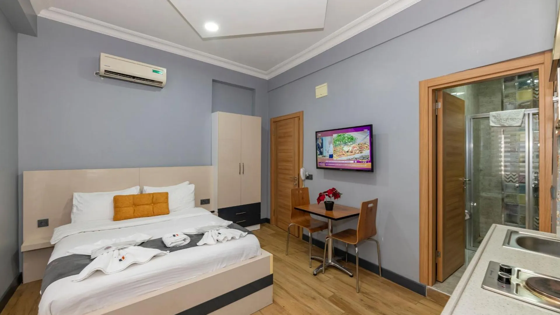 Butterfly House Aparthotel Istanbul 2*,