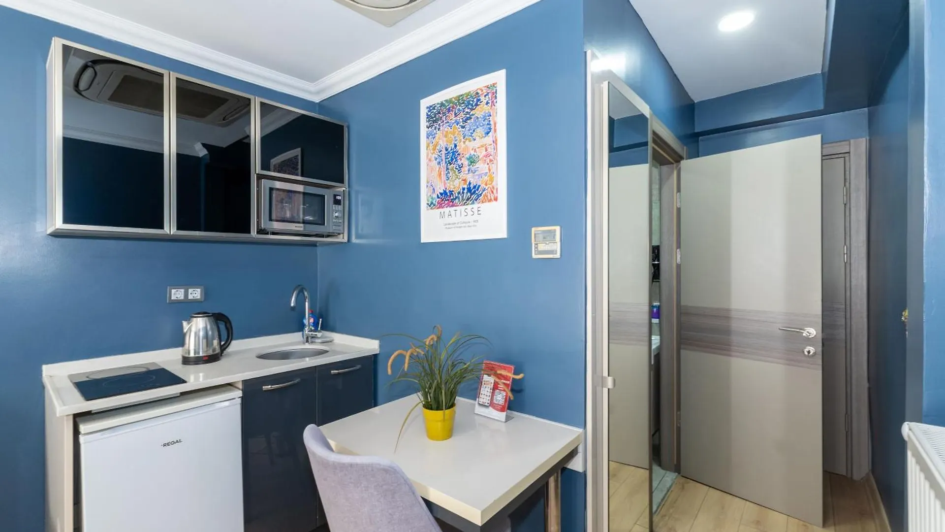 Butterfly House Aparthotel Istanbul 2*,