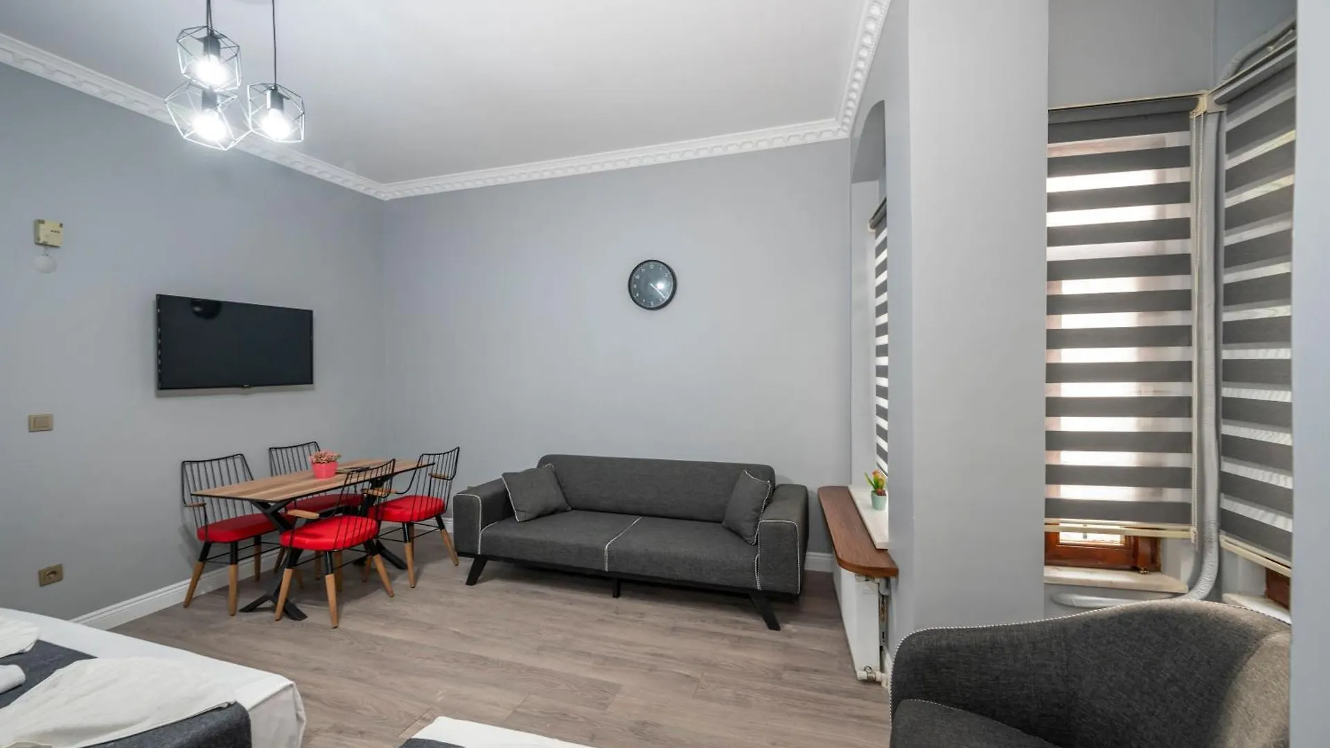 Butterfly House Aparthotel Istanbul 2*,
